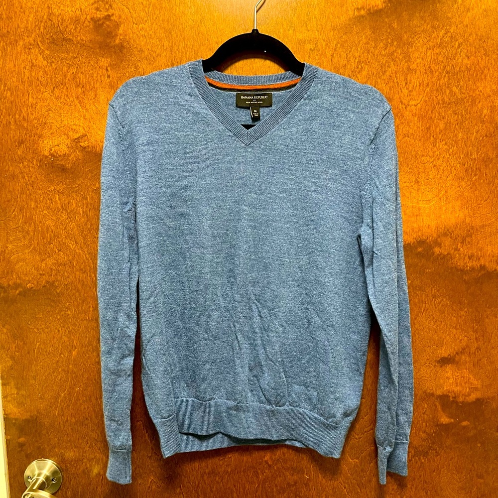 Banana Republic 100% merino wool sweater M